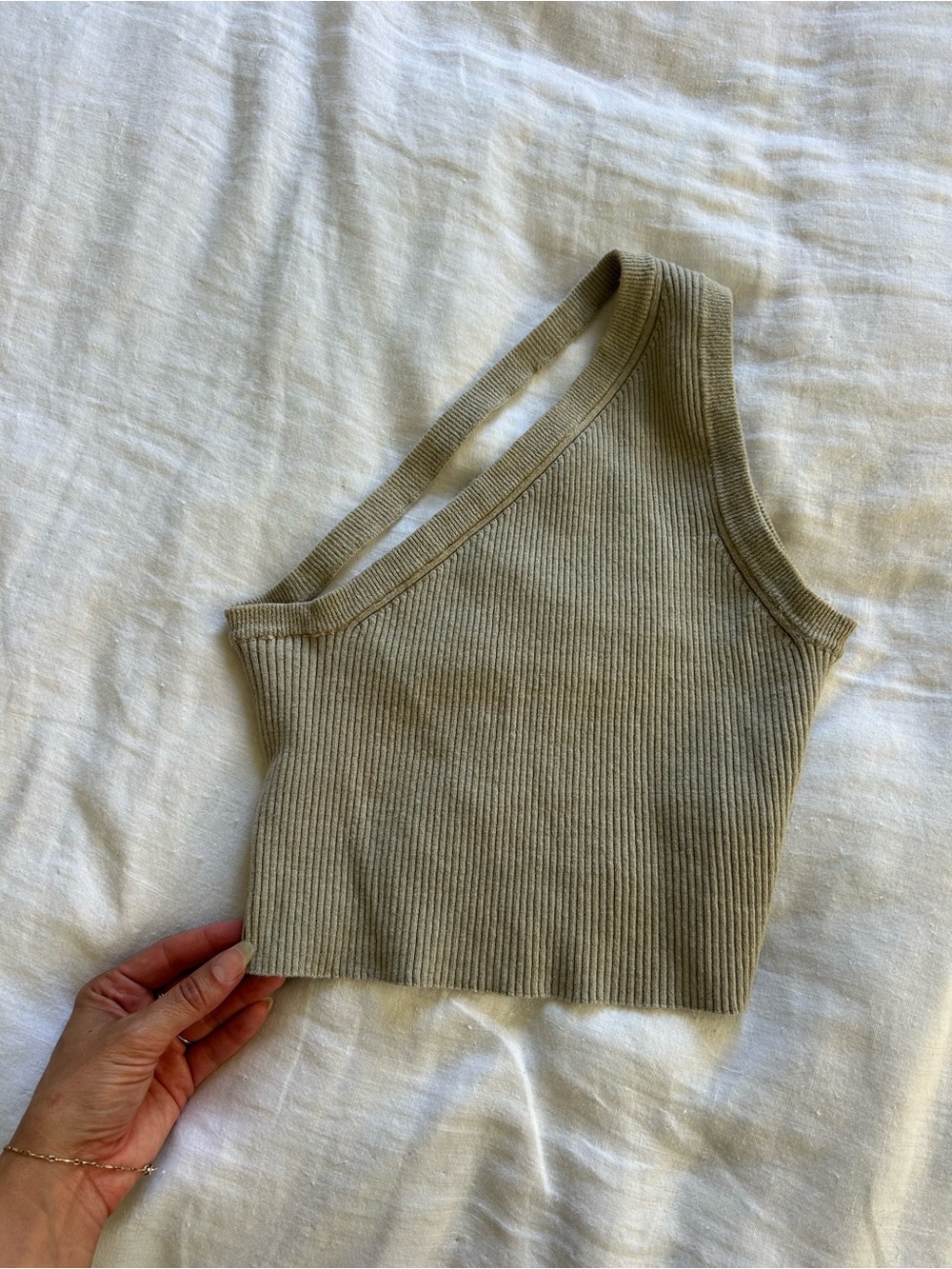 Jacquemus Olive Ribbed One-Shoulder Crop Tank